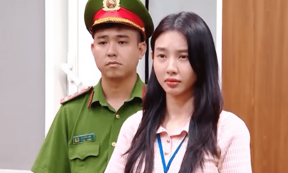 NÓNG: Tước bỏ danh hiệu Gương mặt trẻ Việt Nam tiêu biểu đối với Nguyễn Thúc Thùy Tiên