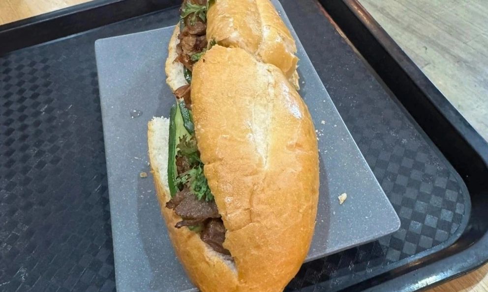 Hành khách than trời về ổ bánh mì 208.000 đồng ở sân bay Nội Bài, Cục Hàng không nói gì?