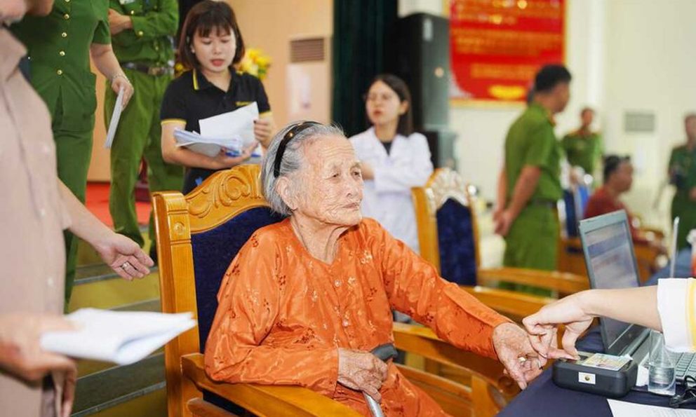 Một năm ngân hàng Gen Liệt sĩ tiếp nhận gần 60.000 mẫu ADN, mở ra hy vọng tìm liệt sĩ cho hàng trăm nghìn gia đình