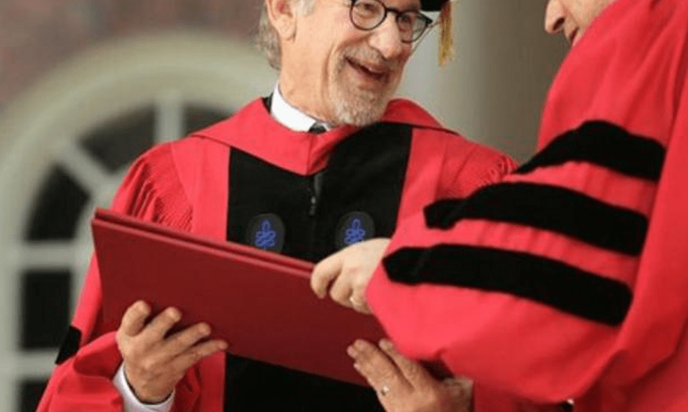 Harvard chứng minh: Thành công không đến ngẫu nhiên, mà bắt nguồn từ 4 đặc điểm tuổi thơ