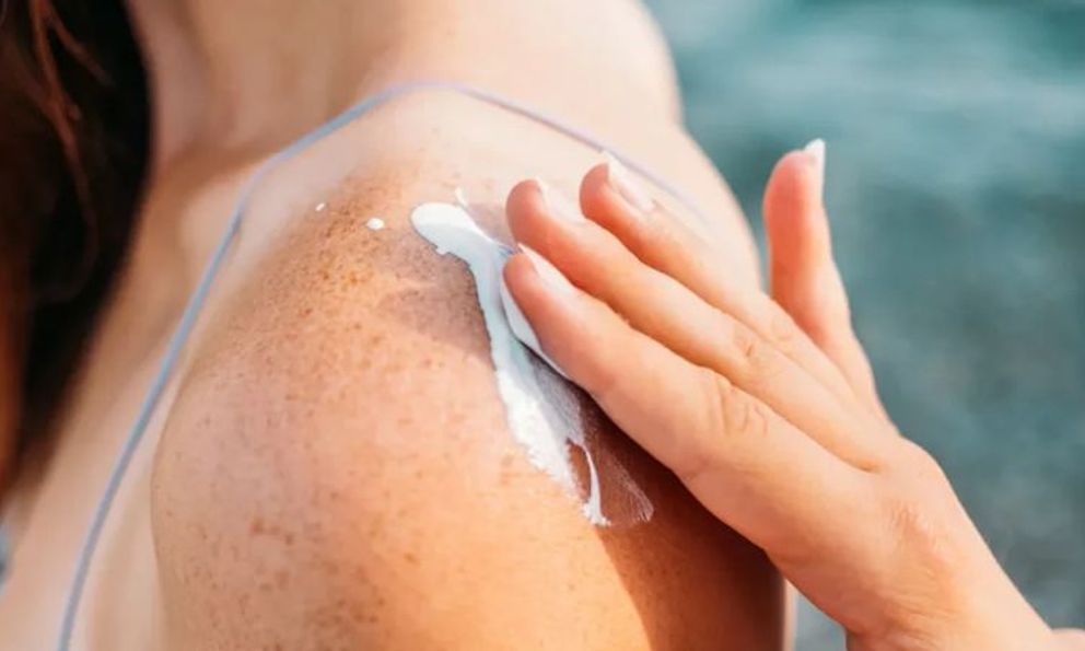 Thu hồi lô kem chống nắng ghi SPF 45+ kiểm nghiệm chỉ đạt 2