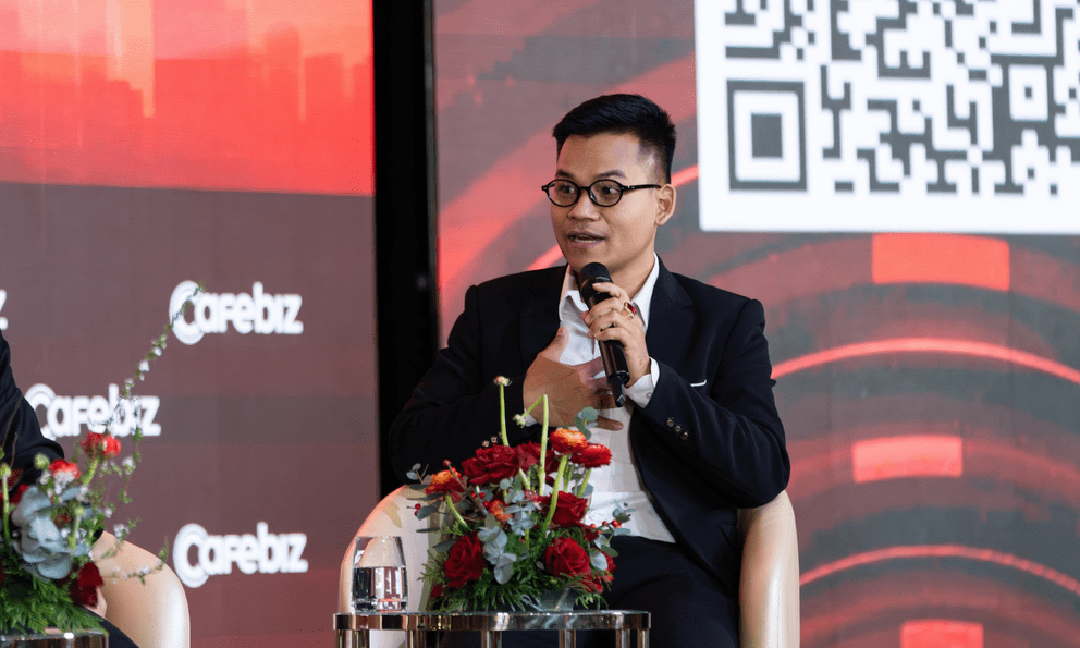 CEO Ê-đê Cà phê Y Pốt Niê: Chỉ có một bộ vest, dồn toàn bộ tiền bạc để 