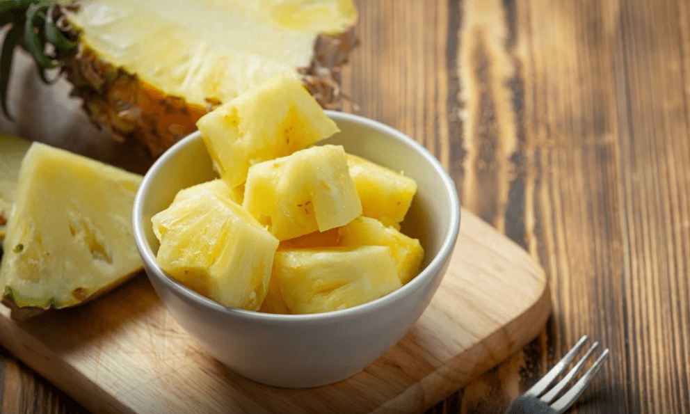  Ăn dứa có thể giải quyết được 6 vấn đề