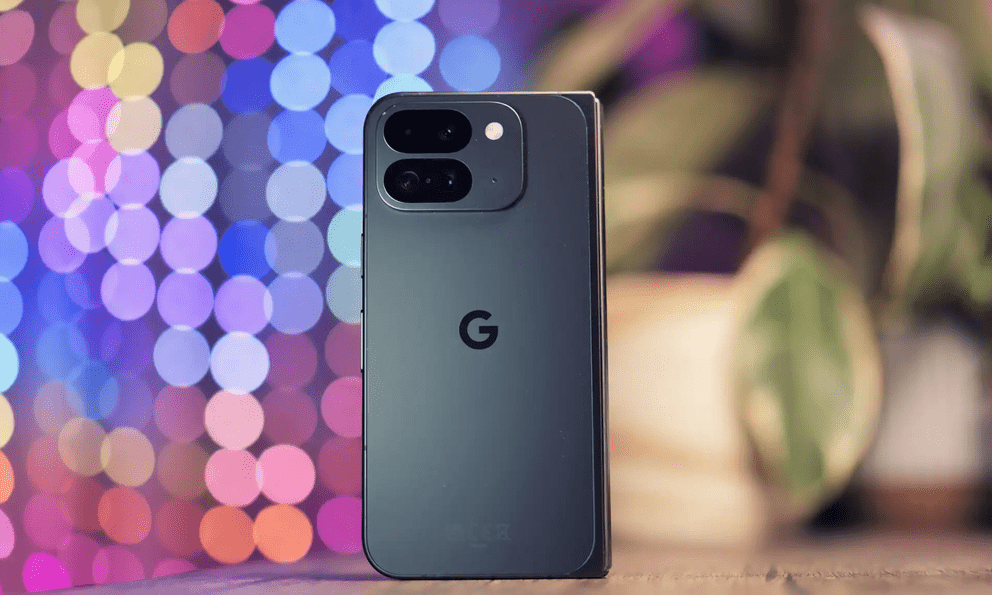 Lộ diện Google Pixel 11 với “Pixel Glow” độc lạ: Loại bỏ ống kính tele, Google muốn thay đổi cuộc chơi nhiếp ảnh di động thế nào?