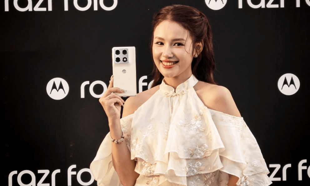 Motorola bất ngờ gia nhập cuộc đua smartphone gập cao cấp tại Việt Nam