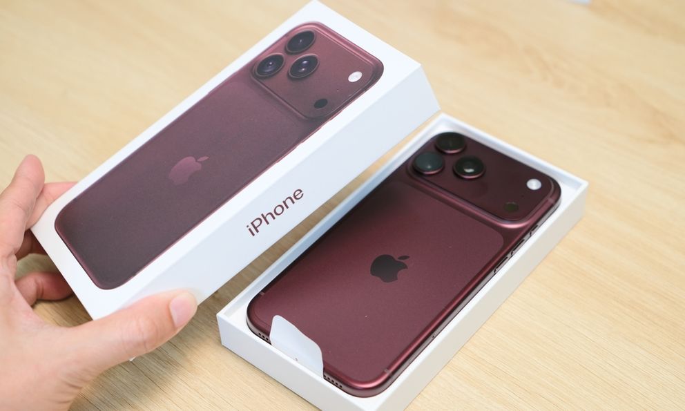 Về hàng iPhone 18 đợt 2 và đợt 3, liệu giá iPhone 18 Pro Max đã 