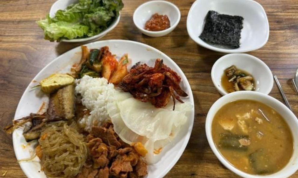 Ăn đồ Hàn buffet, khách tố bị chủ quán mắng ăn nhiều mà chỉ trả 150 nghìn đồng