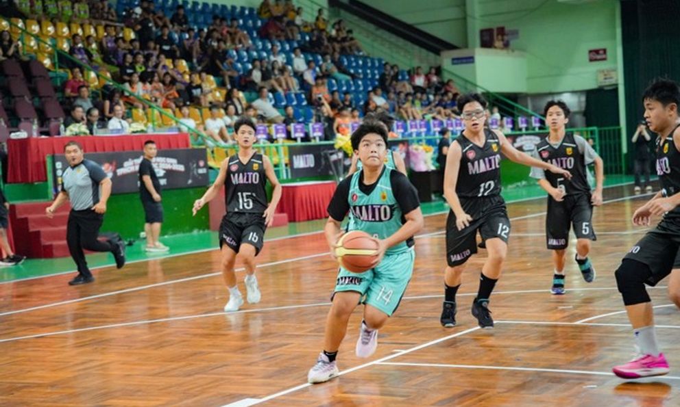 78 đội tuyển học sinh khắp TP.HCM háo hức tranh tài bóng rổ: Giải đấu khơi dậy niềm đam mê, rũ bỏ tiêu cực