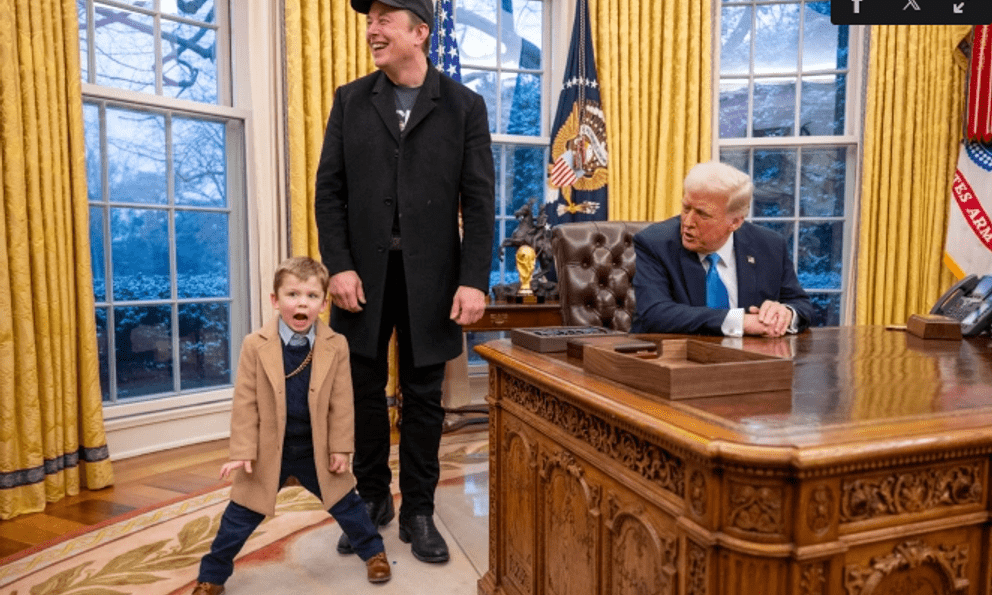 Tỷ phú Elon Musk tự chăm sóc con trai 4 tuổi: Ủng hộ việc trẻ nên tiếp xúc sớm với công nghệ, không tin cách nuôi dạy truyền thống