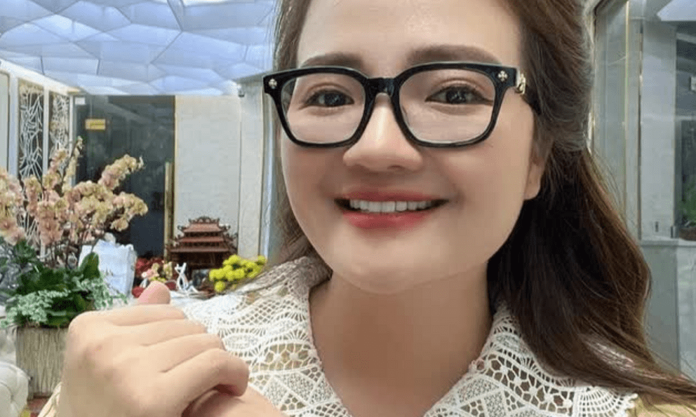 'Hoàng Hường Melia' - Rượu mới bình cũ