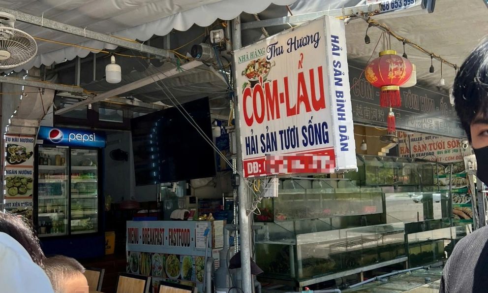 Hạ Long: Gia đình 4 người lớn, 1 trẻ 8 tháng ăn bún hết 810.000 đồng, tài xế được chủ quán chia 10% 