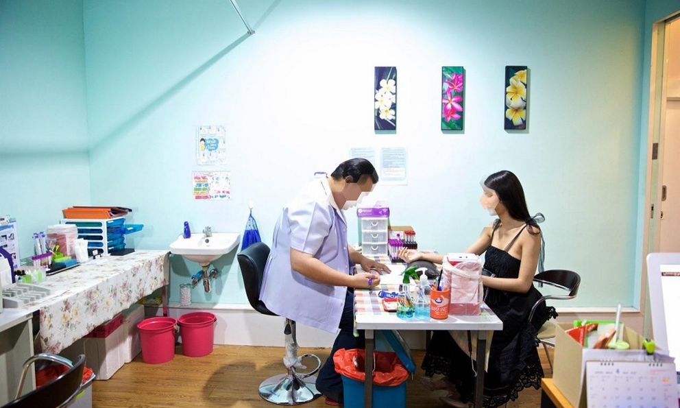 13.000 ca nhiễm mới - Báo động tình trạng người nhiễm HIV tại đất nước từng được coi là 