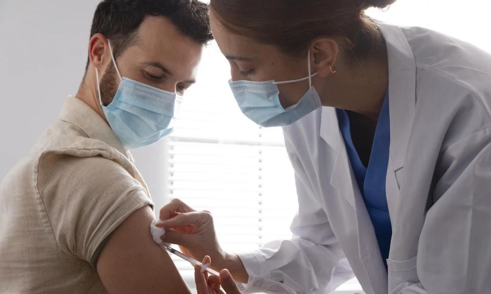 Đột phá trong cuộc chiến chống HIV: Đã có thuốc tiêm phòng, hiệu quả gần 100%