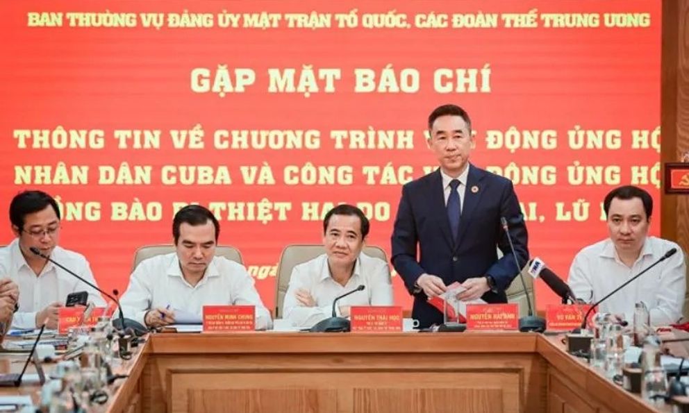 Đã tiếp nhận gần 1.300 tỷ đồng ủng hộ đồng bào vùng lũ và nhân dân Cuba