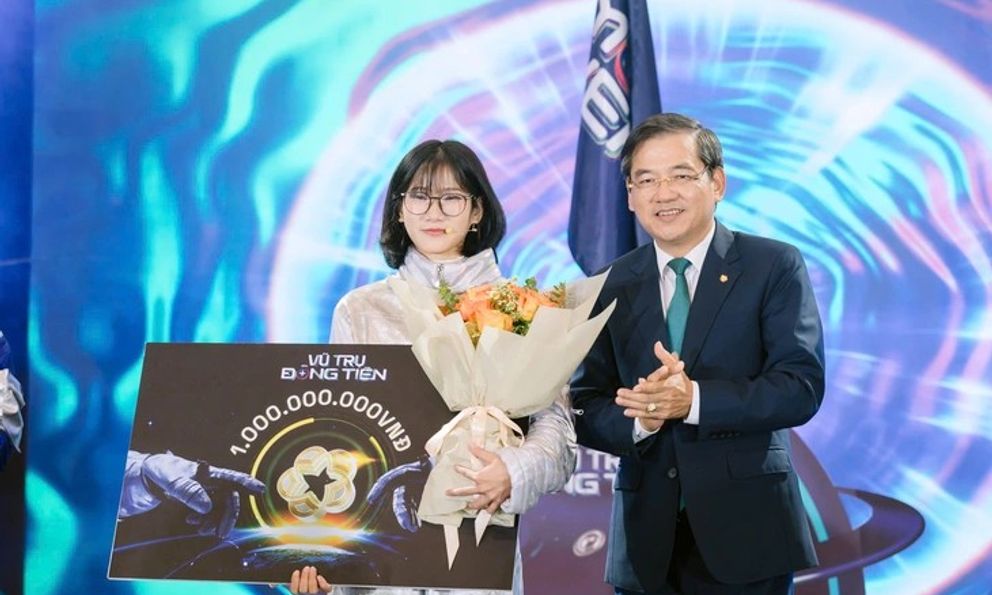 Nữ sinh 20 tuổi chiến thắng giải thưởng 1 tỷ đồng, giành cơ hội việc làm tại ngân hàng BIDV