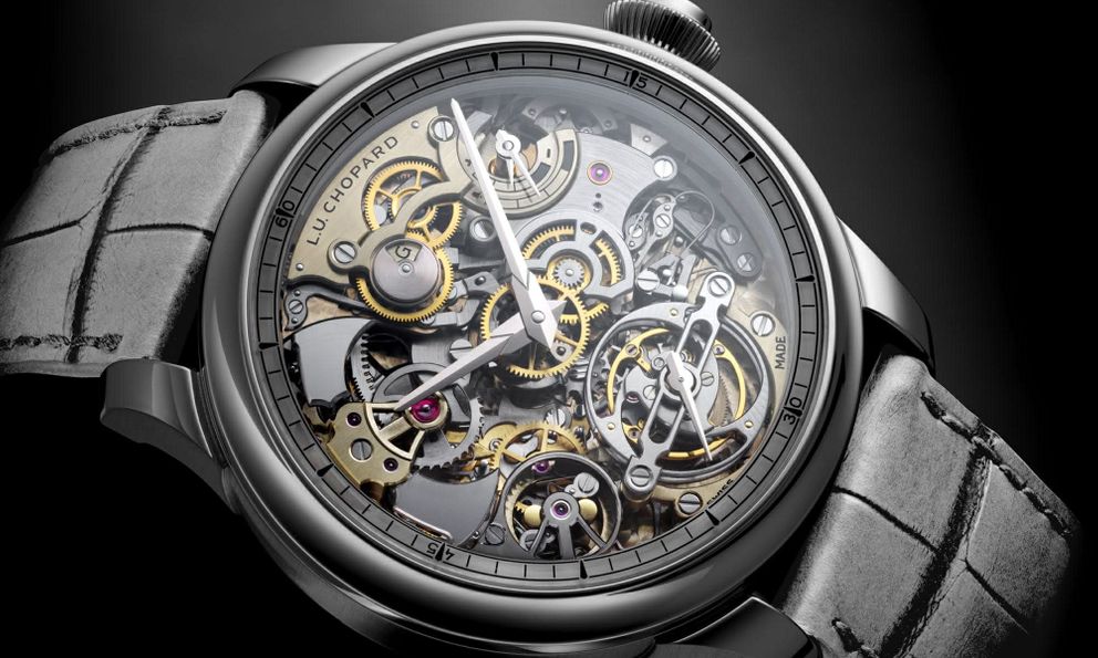 Tiếng chuông sapphire ngân trên cổ tay và hành trình 30 năm của một xưởng chế tác Thụy Sĩ