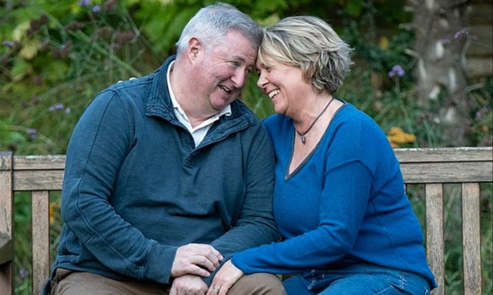 Cặp đôi chia sẻ bí quyết cứu hôn nhân bên bờ vực, U60 vẫn giữ lửa mặn nồng: Mua nhà ở riêng