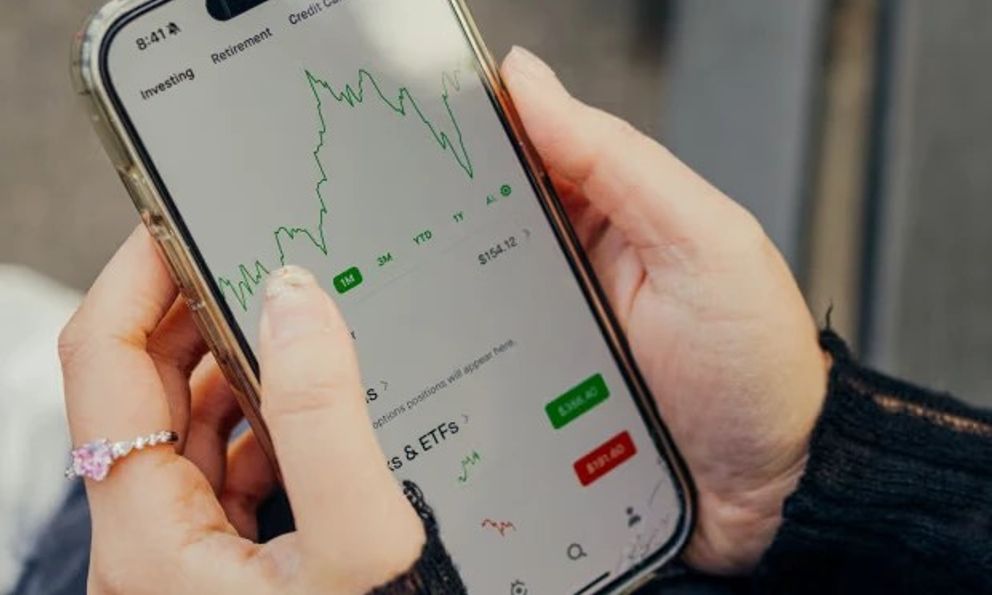 13 tuổi đã đầu tư chứng khoán: Gen Z tìm cách mua nhà, lãi kép và nghỉ hưu sớm trước cả bố mẹ