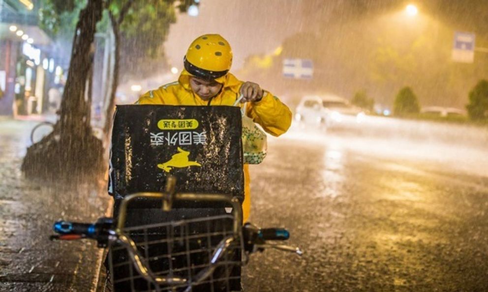 Không nghỉ Tết, không tiêu tiền: Chàng shipper trở thành triệu phú sau 5 năm sống tiết kiệm theo cách không ai ngờ