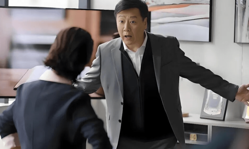 Nghe thì tưởng quan tâm, thực chất là thao túng: 3 câu nói lộ rõ bản chất con người