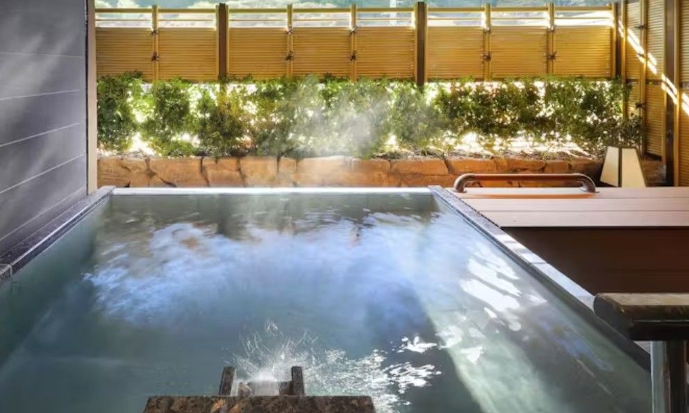 Choáng: Bé trai 13 tuổi xuất huyết não sau 20 phút tắm bồn nước nóng