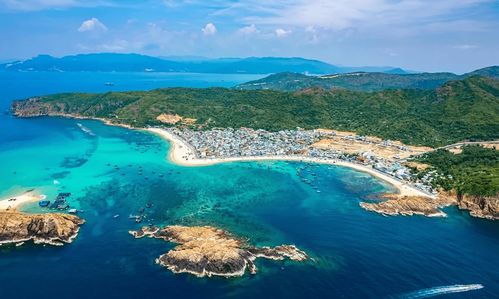 Một địa điểm của Việt Nam bất ngờ lọt Top 4 điểm đến xu hướng thế giới năm 2026: Được ví như “Maldives” tuyệt đẹp, vượt cả Ý, Anh và UAE