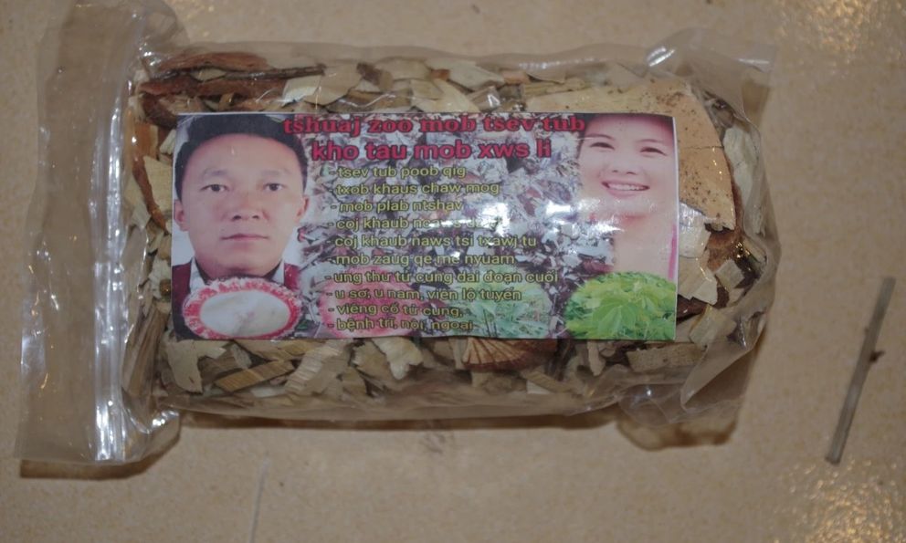 Khởi tố 2 vụ bán “thuốc nam gia truyền” chưa được cấp phép trên mạng xã hội: Hơn 2.000 sản phẩm trôi nổi đã đến tay người dân