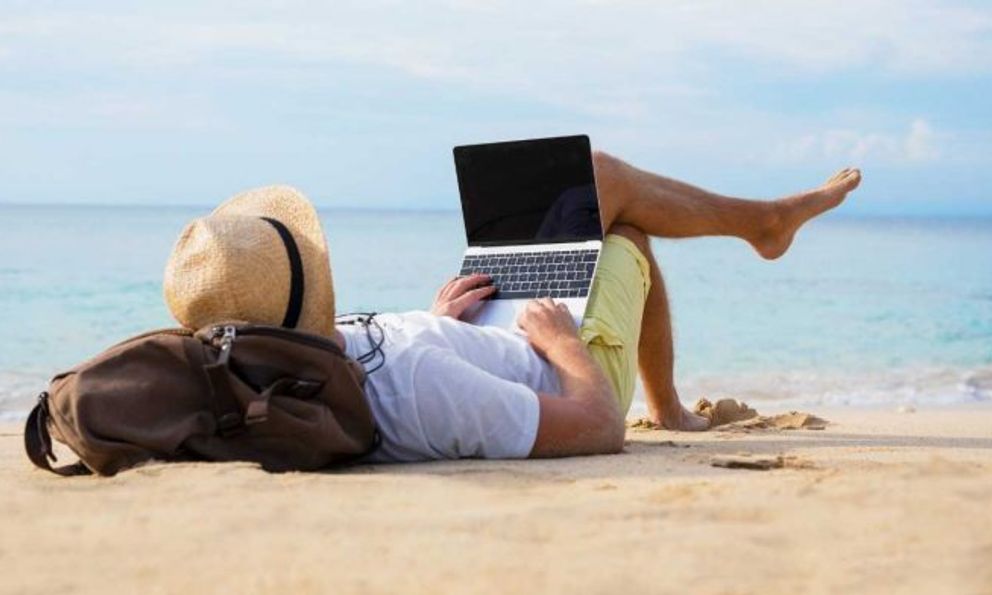 35 tuổi nghỉ hưu với tài sản hơn 70 tỷ đồng, cựu nhân viên công ty công nghệ tiết lộ: Cứ đầu tư 2 KÊNH này, đảm bảo thắng lớn!