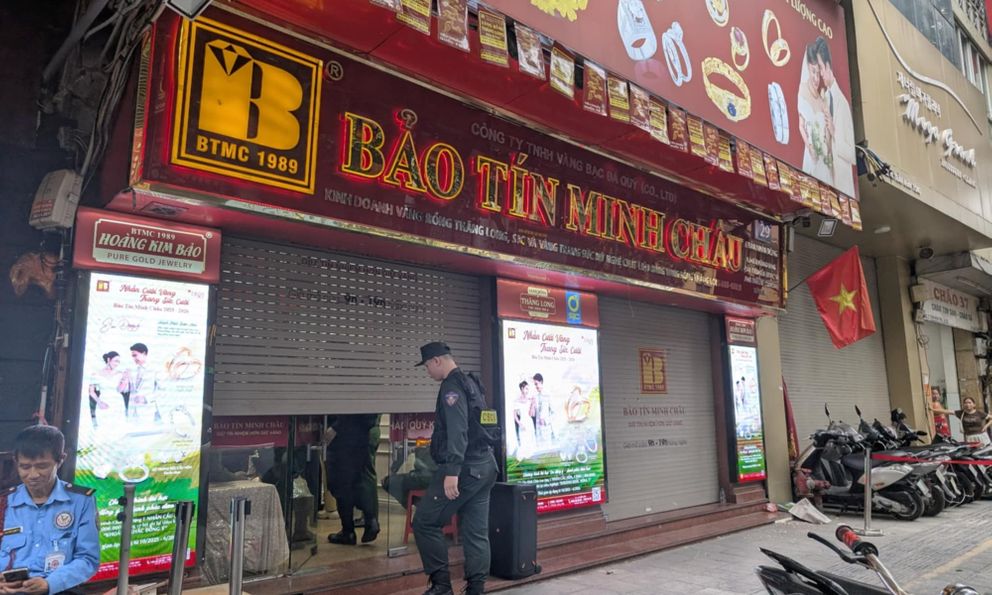 Nóng: Bảo Tín Minh Châu thông tin về việc công an xuất hiện tại hàng loạt cửa hàng