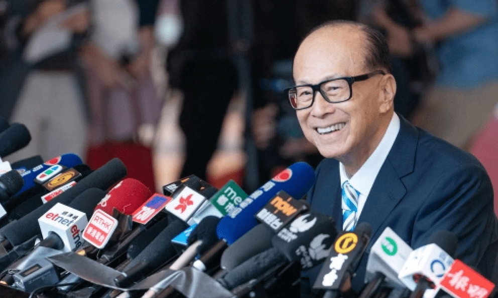 Tỷ phú Lý Gia Thành nói thẳng: Thời nay giữ tiền mặt là “khờ”, đổi sang 4 TÀI SẢN này để 