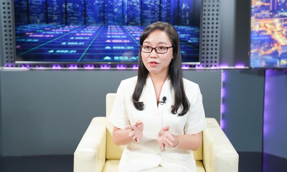 Giữa bão giá dầu và chiến sự, nhà đầu tư Việt nên đổ tiền vào đâu để đảm bảo lợi nhuận?