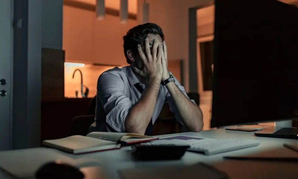 5 cách người EQ cao xử lý cơn giận: Không phải ai cũng làm được, người EQ thấp học mãi vẫn sai