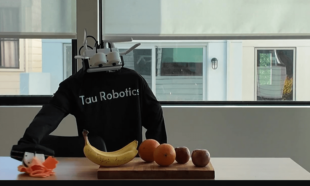Sự thật về dịch vụ cho thuê robot hình người dọn dẹp rẻ hơn lao công, sử dụng AI để điều khiển từ xa