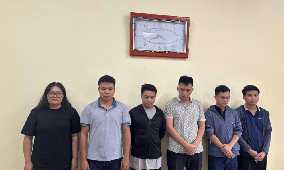 Dùng 90 tài khoản tại 9 ngân hàng để luân chuyển tiền, 14 người bị khởi tố liên quan dòng tiền khoảng 500 tỷ đồng
