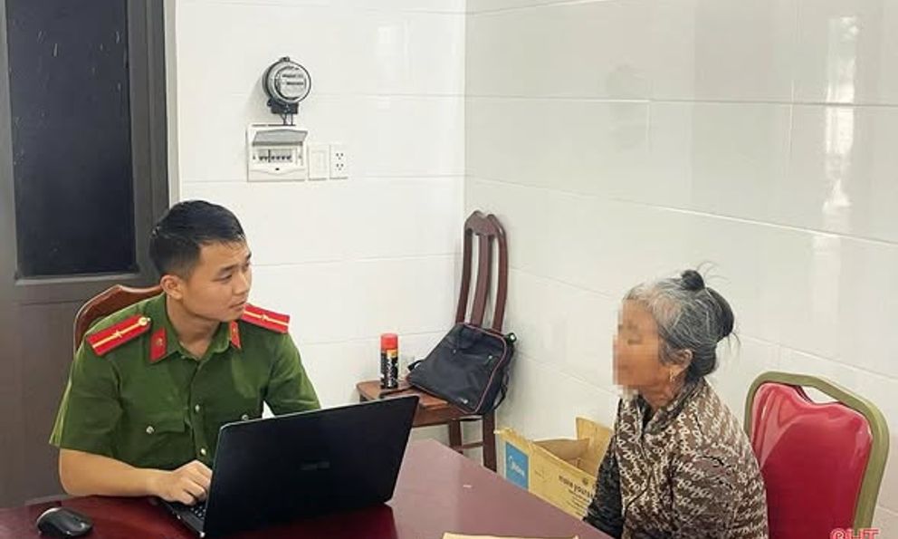 Xử phạt cụ bà đồn thổi tin thất thiệt về đời tư của người khác dựa trên 