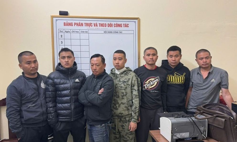 Làm rõ việc cho phép hay không các phường thuê vỉa hè bán cây cảnh Tết?