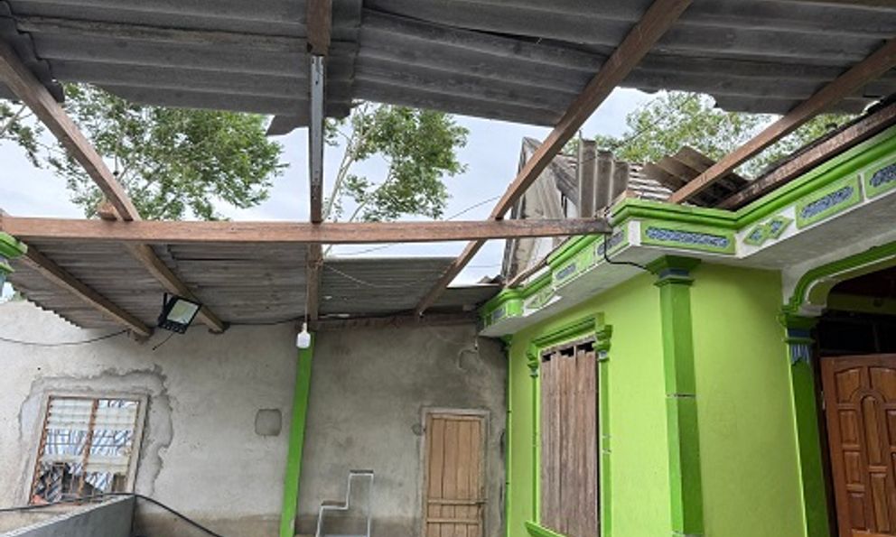 Hơn 110 ngôi nhà ở Hà Tĩnh tốc mái do ảnh hưởng của bão số 3