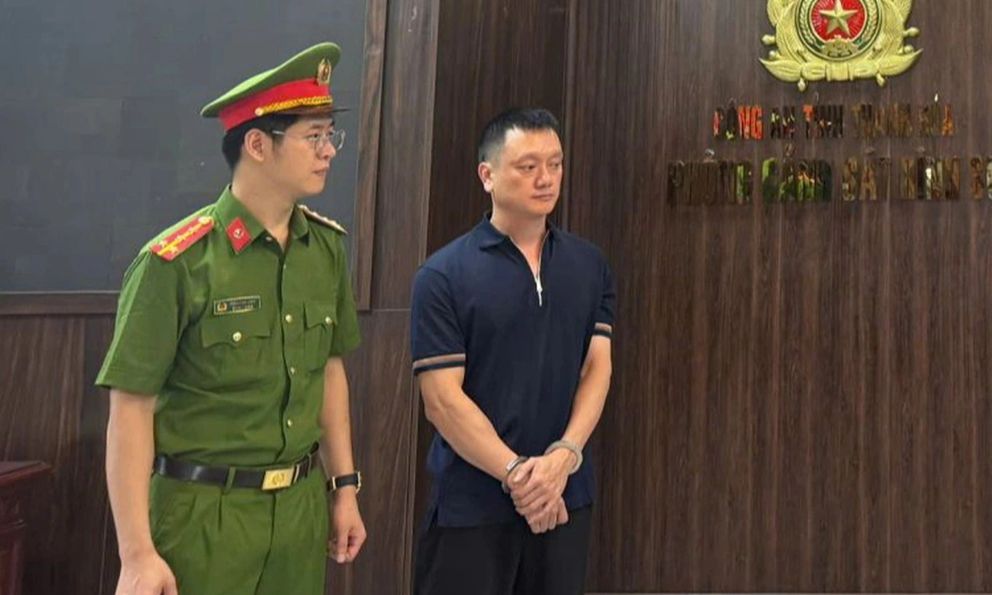 Giang hồ Vi 'ngộ' bị khởi tố thêm tội Vi phạm quy định về kế toán