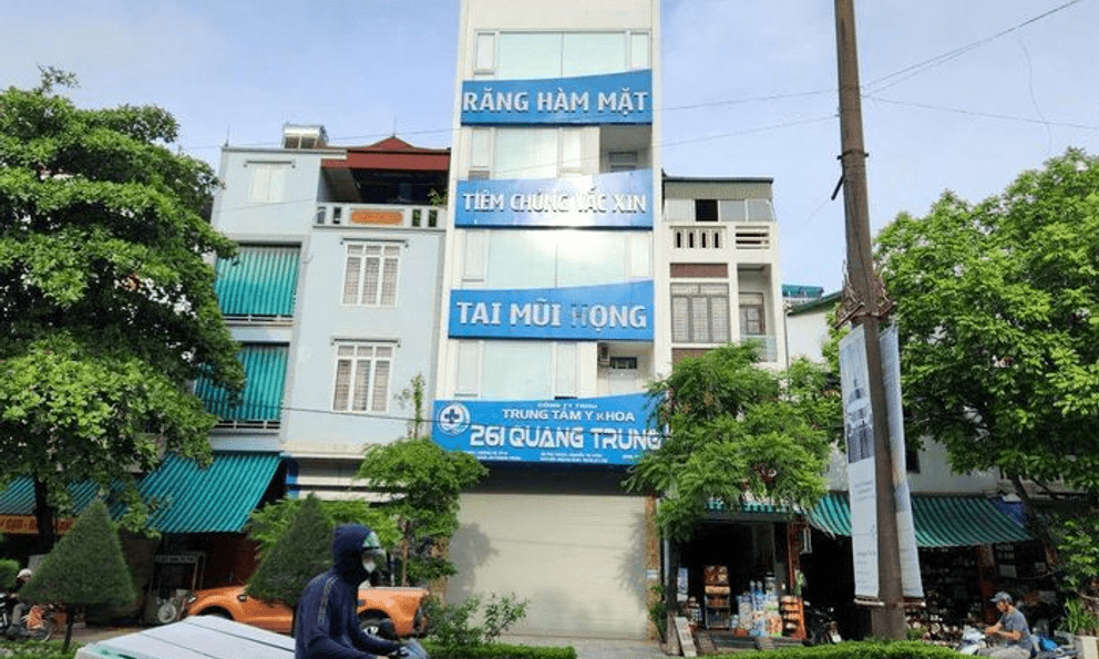 Bé 6 tháng tuổi tử vong sau khi cắt thắng lưỡi tại phòng khám tư