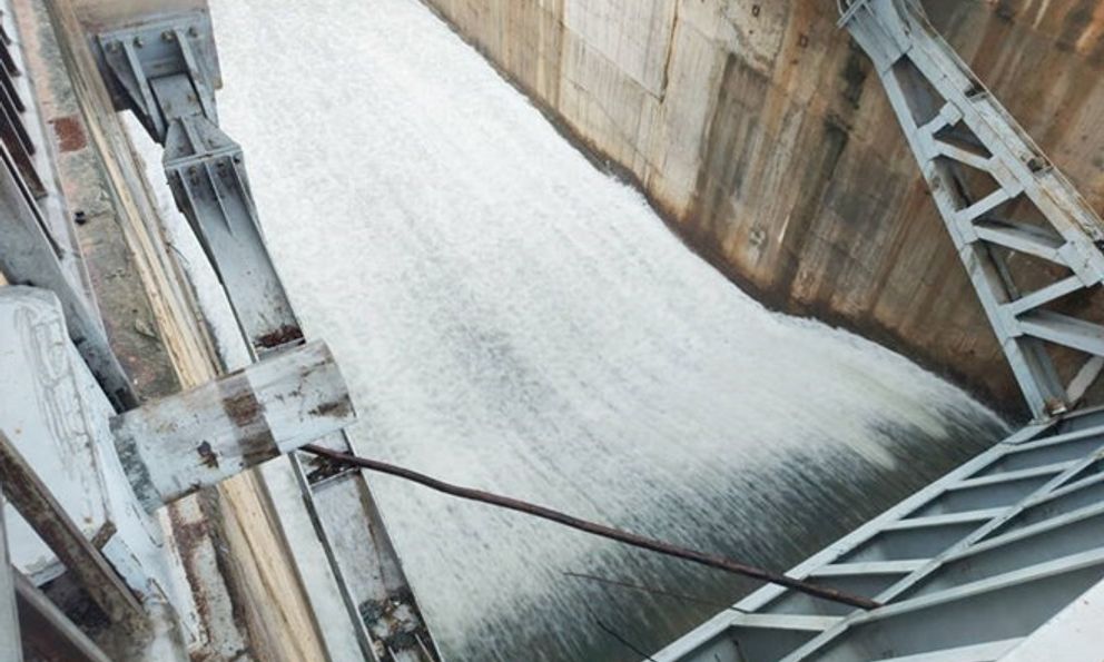 Hà Tĩnh đồng loạt xả tràn 7 hồ chứa nước