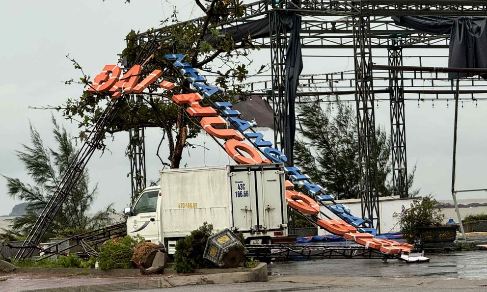  Hà Tĩnh tan hoang sau bão số 5 