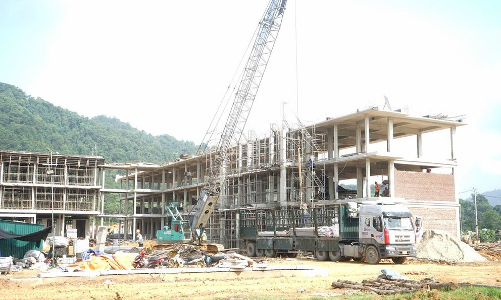 Hà Tĩnh: Đẩy nhanh tiến độ xây dựng trường học liên cấp xã vùng biên