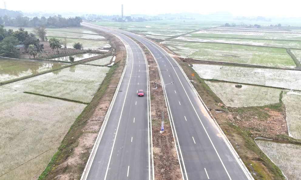 Thông xe kỹ thuật tuyến đường Vạn Thiện - Bến En