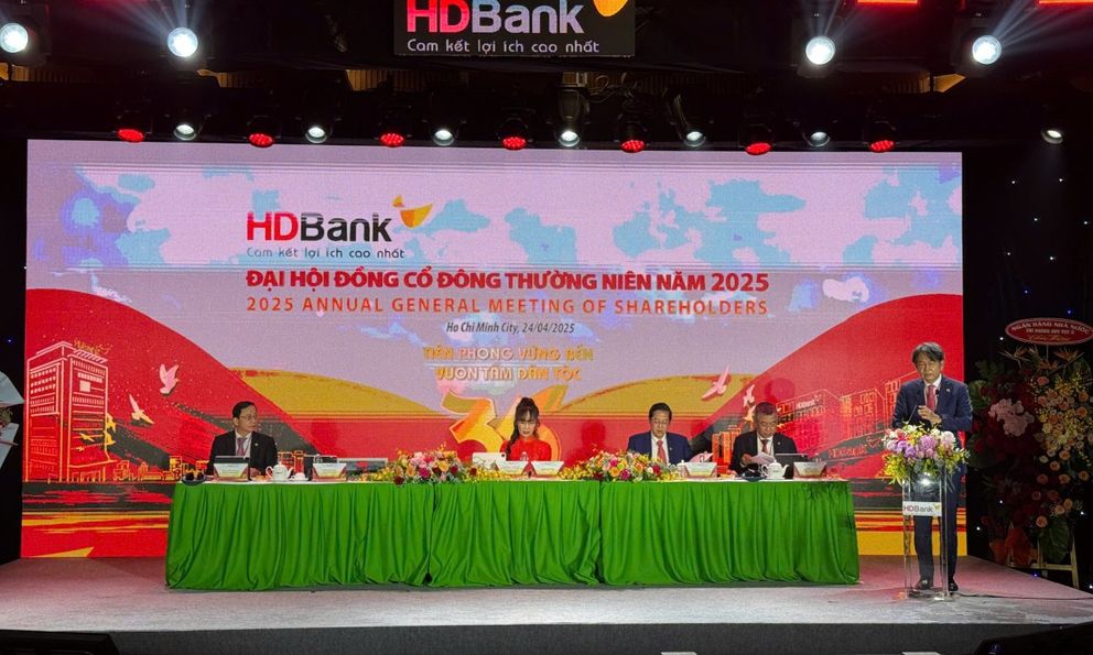 HDBank ra mắt tập đoàn tài chính, đặt mục tiêu lợi nhuận năm 2025 hơn 21.000 tỷ đồng