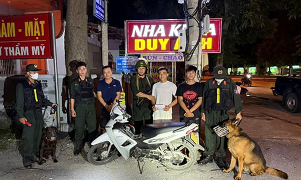 Nghệ An: Bắt 2 nhóm thanh niên đuổi chém nhau trong bệnh viện