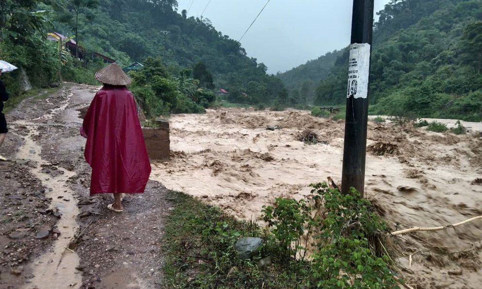 Nghệ An: Bão số 3 làm 1 người bị thương, hàng trăm hộ dân bị cô lập