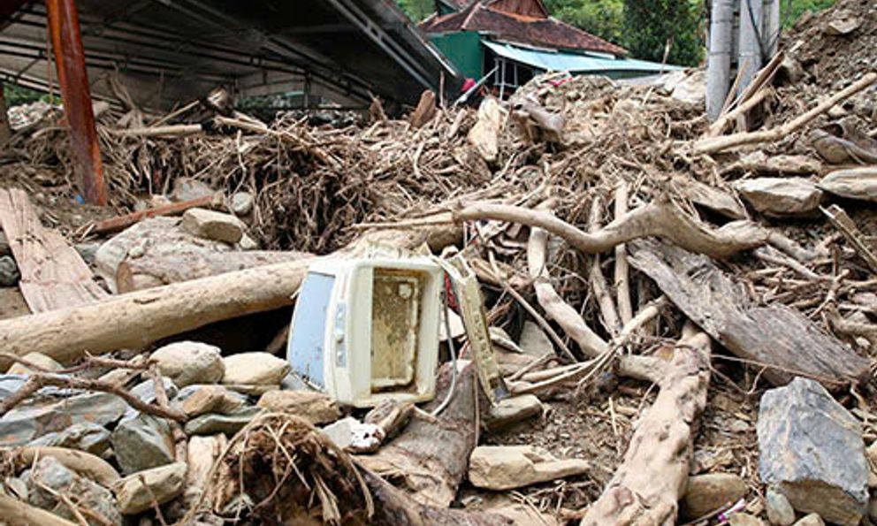 Nghệ An: Lũ đi qua, ngổn ngang nỗi lo ở lại