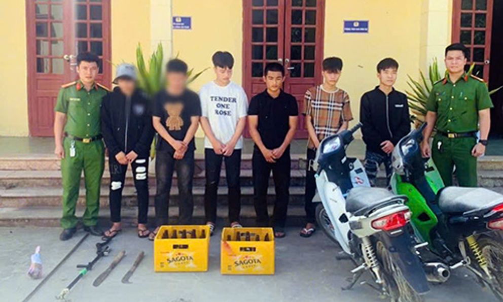  Bắt nhóm đối tượng chạy xe tốc độ cao trên quốc lộ, gây rối trật tự