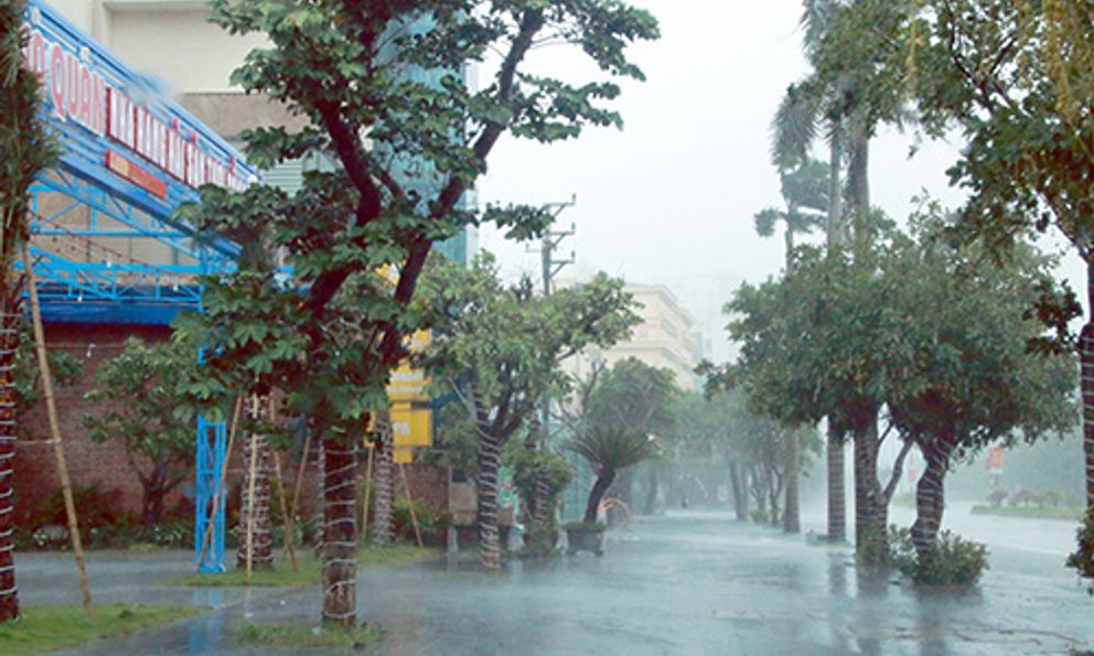 Nghệ An, Hà Tĩnh yêu cầu người dân không ra đường từ 11h ngày 25/8