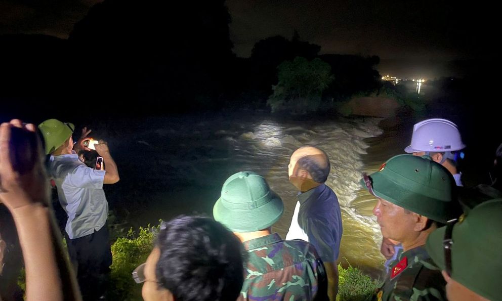 Thanh Hóa: Vỡ kênh tiêu thoát lũ, gần 200ha lúa có nguy cơ ngập úng